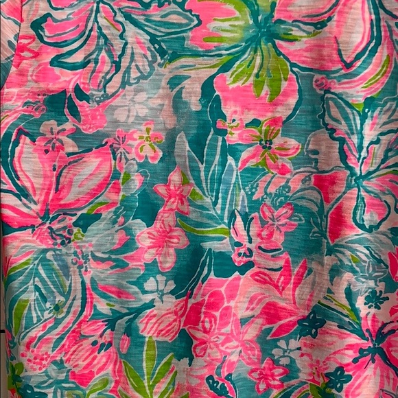 🌸Lilly Pulitzer Etta Top in Hot on the Scene- NWT - Picture 10 of 11